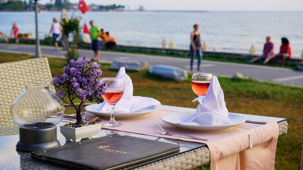 Clover Magic Nova Beach Hotel Side Luaran gambar